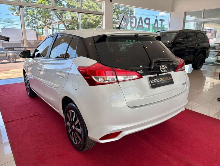 galeria YARIS XL LIVE HATCH 1.3 FLEX