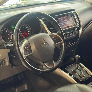 Mitsubishi L200 TRITON 2.4 16V TURBO DIESEL SPORT HPE TOP CD 4P 4X4 AUTOMÁTICO
