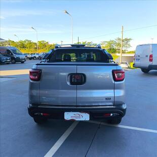 Fiat TORO 2.0 16V TURBO DIESEL VOLCANO 4WD AT9