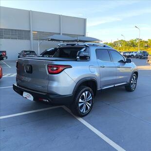 Fiat TORO 2.0 16V TURBO DIESEL VOLCANO 4WD AT9