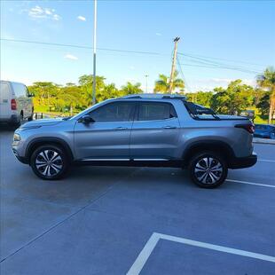 Fiat TORO 2.0 16V TURBO DIESEL VOLCANO 4WD AT9