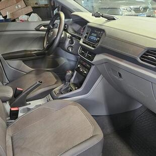 Volkswagen T-CROSS 1.0 200 TSI TOTAL FLEX AUTOMÁTICO