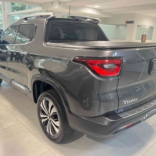 Fiat TORO 2.0 16V TURBO DIESEL VOLCANO 4WD AT9