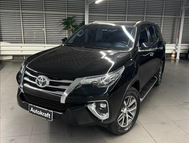 galeria HILUX SW4