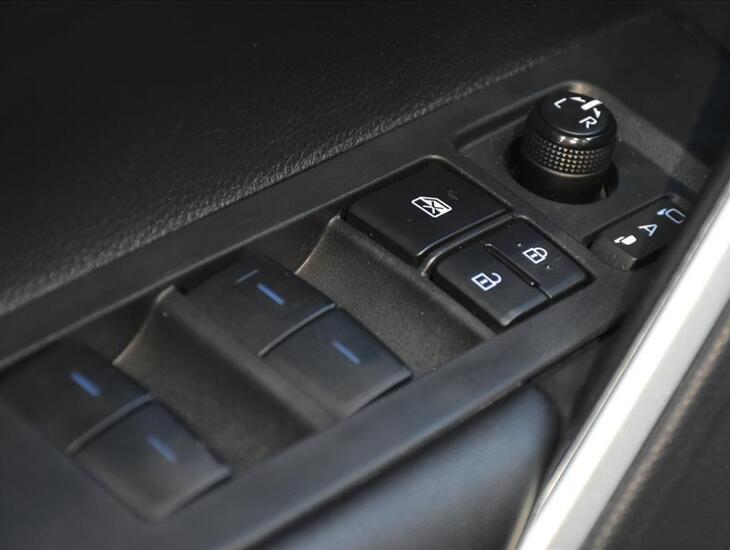 galeria COROLLA CROSS