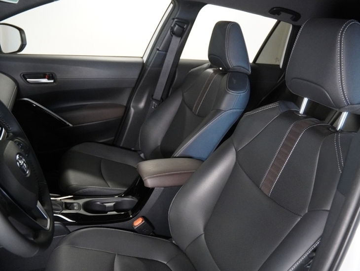 galeria COROLLA CROSS