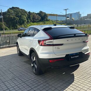 Volvo C40 Recharge Plus (Elétrico)