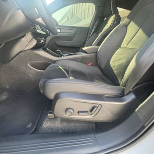 Volvo C40 Recharge Plus (Elétrico)