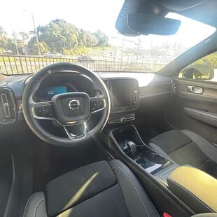 Volvo C40 Recharge Plus (Elétrico)