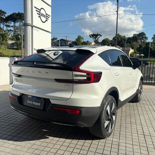 Volvo C40 Recharge Plus (Elétrico)