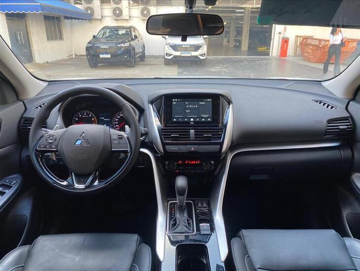 galeria ECLIPSE CROSS