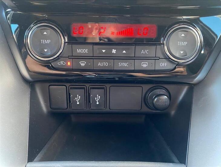 galeria ECLIPSE CROSS