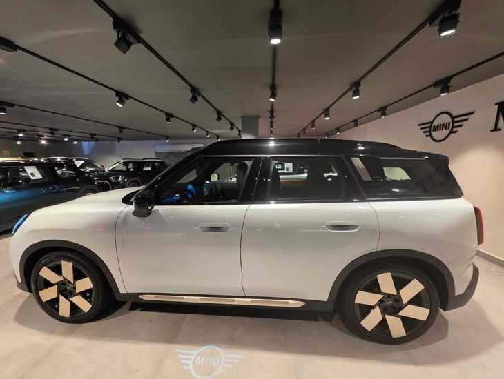 galeria Cooper Countryman