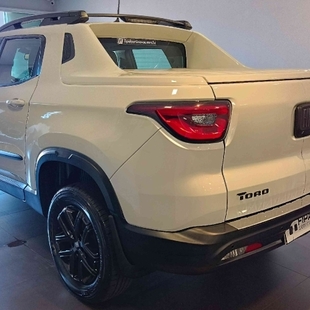 Fiat TORO 2.0 16V TURBO DIESEL ULTRA 4WD AT9