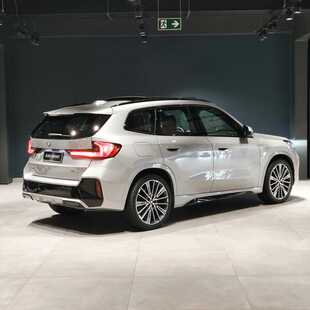 Bmw iX1 xDrive30 M Sport (Aut.) (Elétrico)