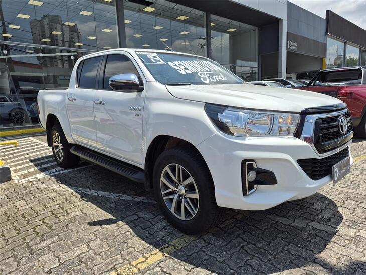 galeria HILUX