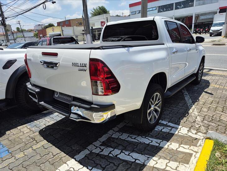 galeria HILUX