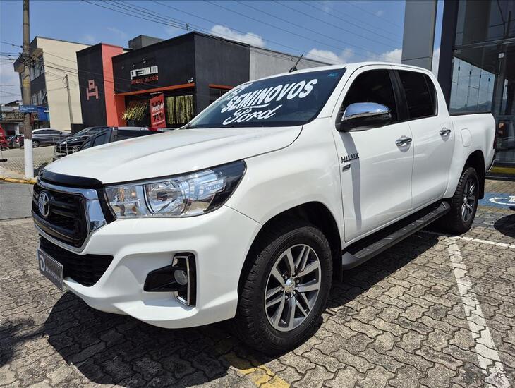 galeria HILUX