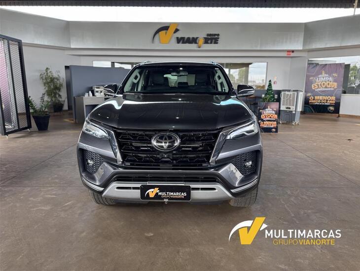 galeria HILUX SW4