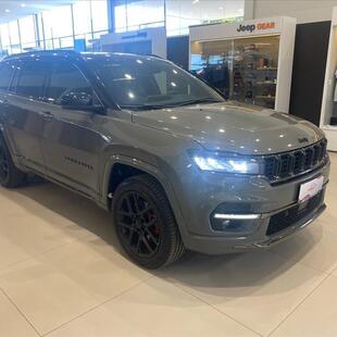 Jeep COMMANDER 2.0 HURRICANE 4 TURBO GASOLINA BLACKHAWK AT9