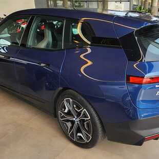 Bmw iX xDrive40 (Aut.) (Elétrico)