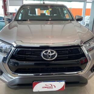 Toyota HILUX 2.8 D-4D TURBO DIESEL CD SRV 4X4 AUTOMÁTICO
