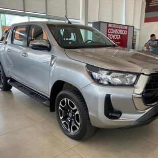 Toyota HILUX 2.8 D-4D TURBO DIESEL CD SRV 4X4 AUTOMÁTICO