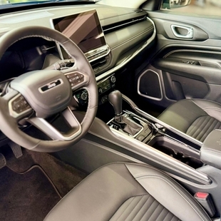 Jeep COMMANDER 1.3 T270 TURBO FLEX LONGITUDE AT6