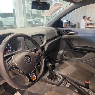 Volkswagen T-CROSS 1.0 200 TSI TOTAL FLEX COMFORTLINE AUTOMÁTICO