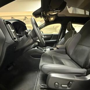 Volvo C40 P8 RECHARGE TWIN ELECTRIC ULTIMATE AWD