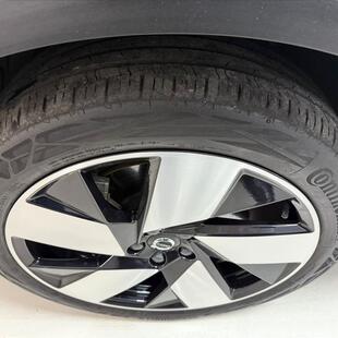 Volvo C40 P8 RECHARGE TWIN ELECTRIC ULTIMATE AWD