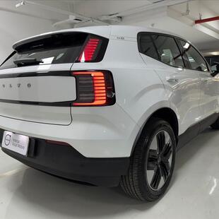 Volvo EX30 69 KW ELÉTRICO CORE