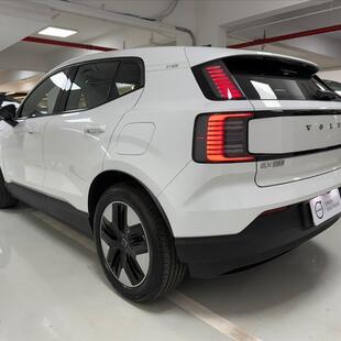 Volvo EX30 69 KW ELÉTRICO CORE