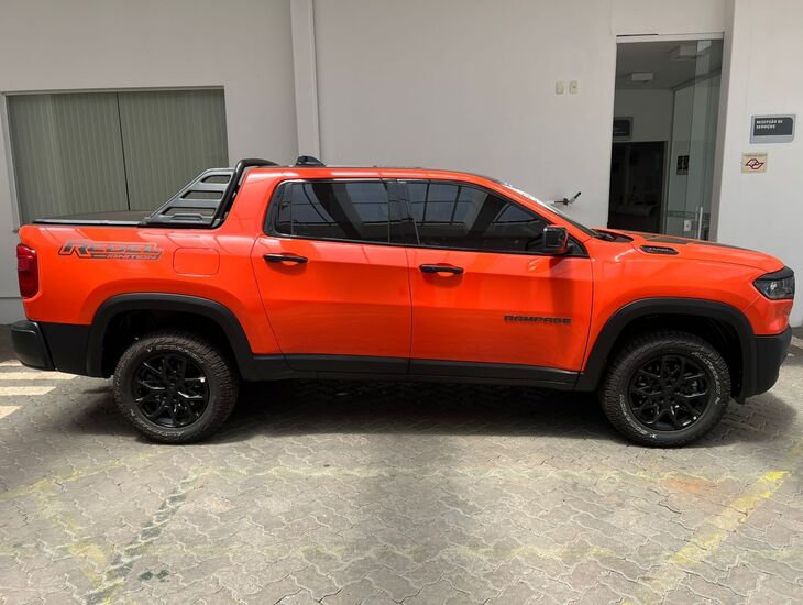 galeria Rampage Rebel 2.0 TB CD 4X4 AT