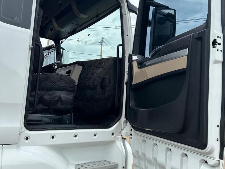 galeria VW/28.460 METEOR 6X2