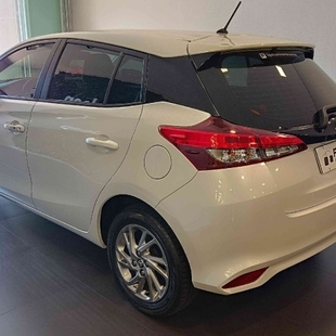 Toyota YARIS 1.5 16V FLEX XL MULTIDRIVE