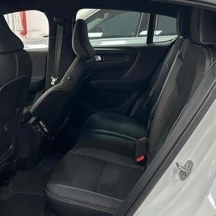 Volvo C40 P8 RECHARGE TWIN ELECTRIC ULTIMATE AWD