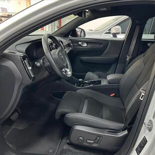 Volvo C40 P8 RECHARGE TWIN ELECTRIC ULTIMATE AWD