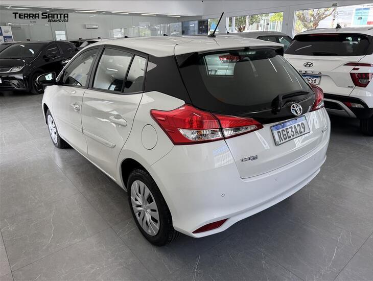 galeria YARIS