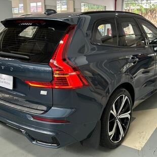 Volvo XC60 2.0 T8 RECHARGE ULTIMATE DARK AWD GEARTRONIC
