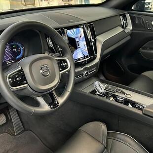 Volvo XC60 2.0 T8 RECHARGE ULTIMATE DARK AWD GEARTRONIC