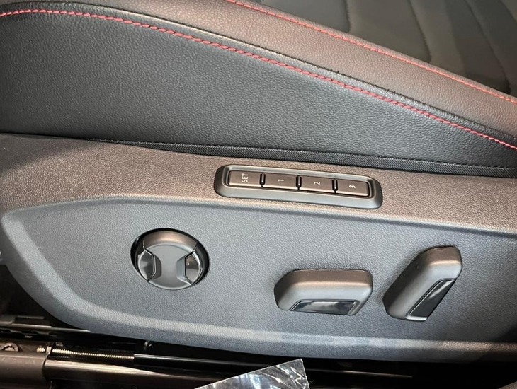 galeria JETTA GLI 350 TSI 2.0 16V 4p Aut.