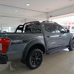 Nissan FRONTIER 2.3 16V TURBO DIESEL ATTACK CD 4X4 AUTOMÁTICO