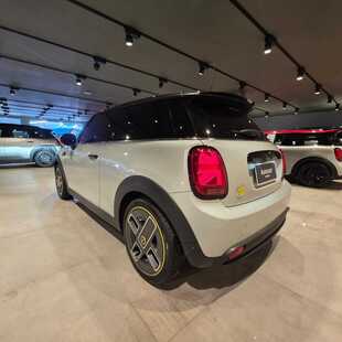 Mini Cooper SE Top (Elétrico)