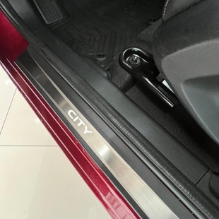 Honda CITY 1.5 i-VTEC FLEX HATCH TOURING CVT