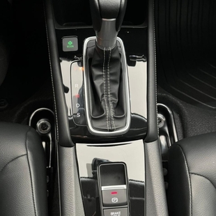 Honda CITY 1.5 i-VTEC FLEX HATCH TOURING CVT