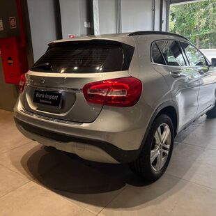 Mercedes Benz GLA 200 GLA 200 1.6 Style