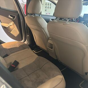 Mercedes Benz GLA 200 GLA 200 1.6 Style