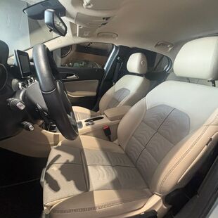 Mercedes Benz GLA 200 GLA 200 1.6 Style