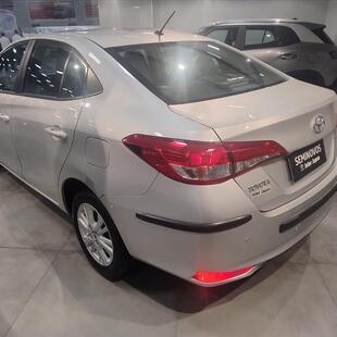 Toyota YARIS 1.5 16V FLEX SEDAN XL MULTIDRIVE